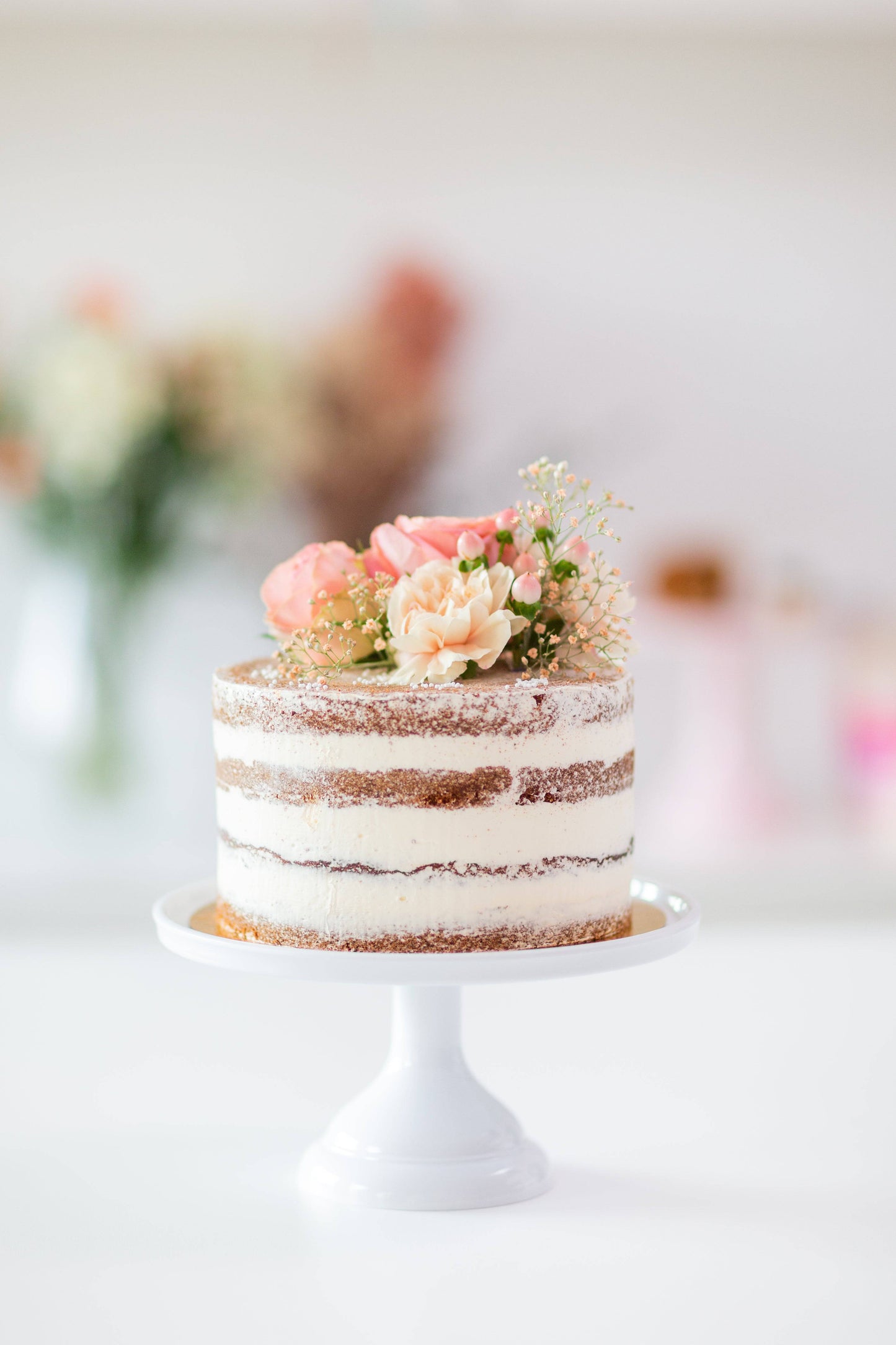 Präsenz Workshop in Remshalden Grundkurs Semi Naked Cake mit Tortendesign - Der Backmichgluecklich Online Shop