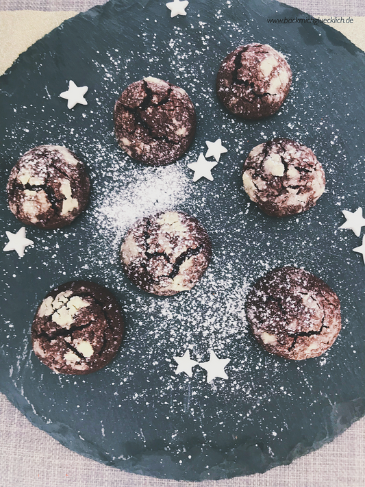 Chocolate Cookie Snowfall