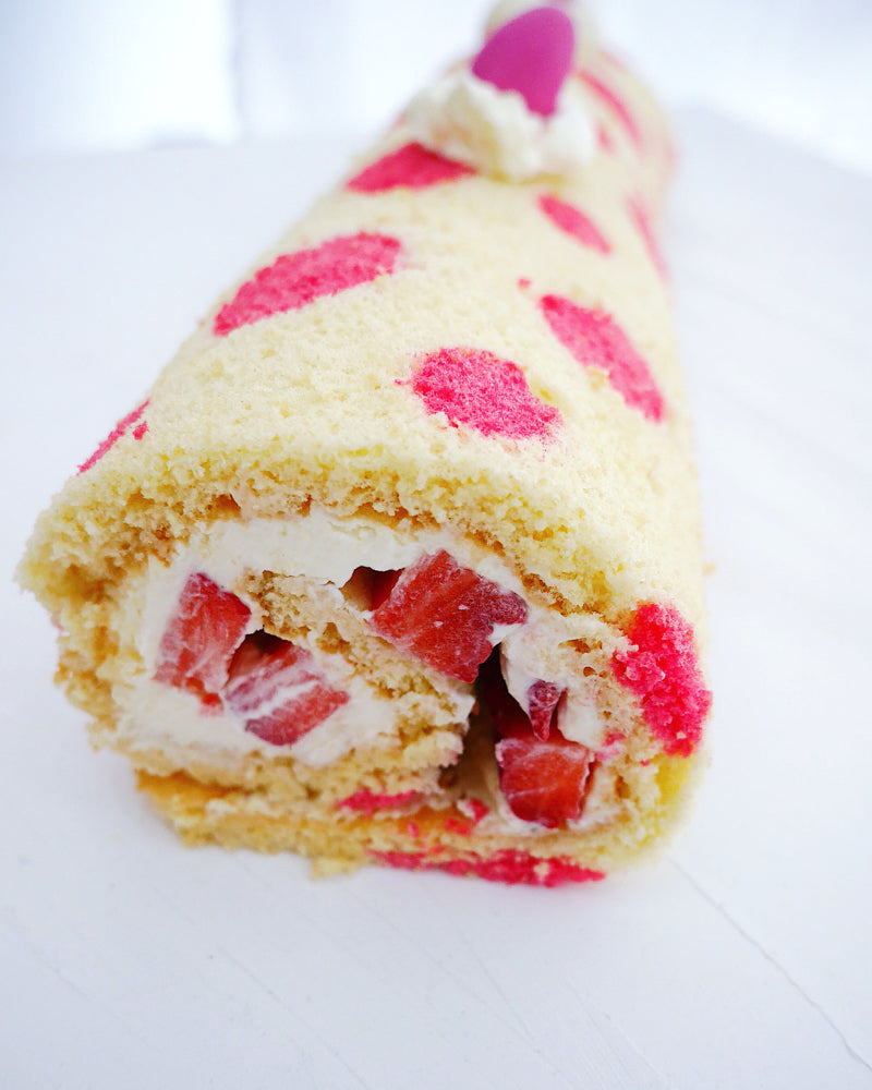 Biskuitrolle Erdbeere