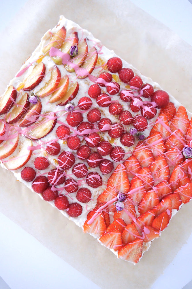 Obstkuchen Dreierlei mit Zitronen Biskuit und Kokos