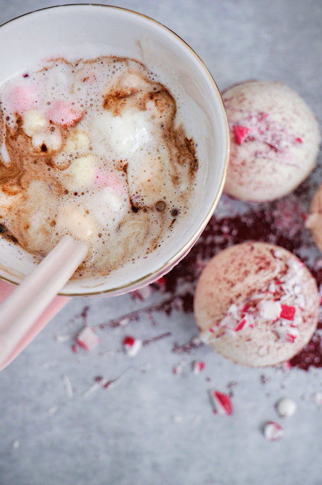 Schokobomben mit Kaba und Marshmallows