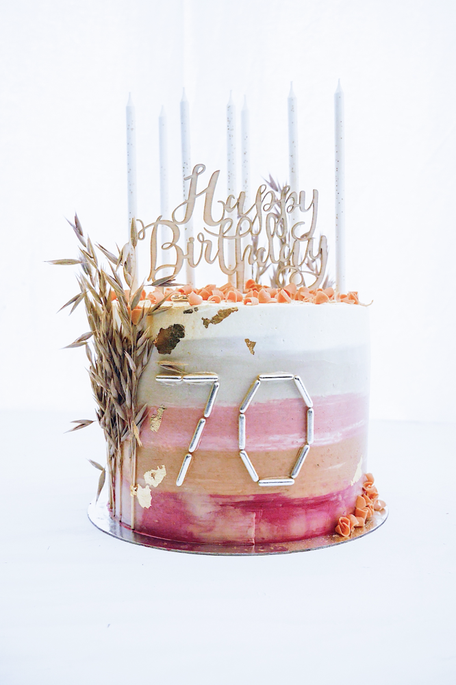 Schokoladen - Karamelltorte mit Waldfrucht