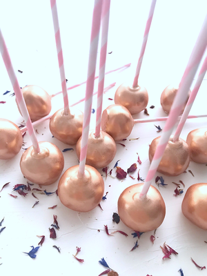 Hefezopf Cakepop mit Aprikosen Marmelade und Mascarpone