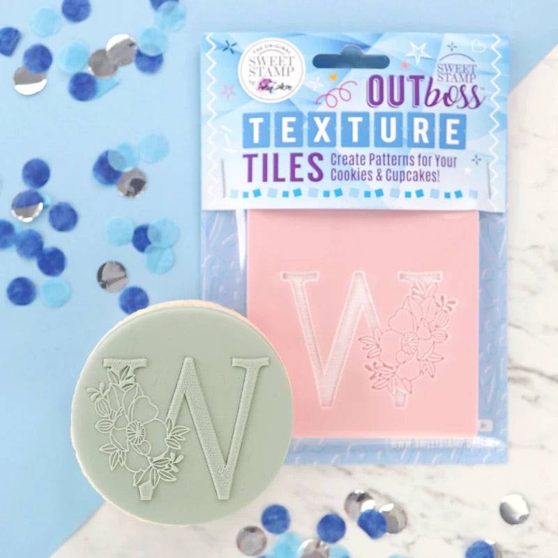 Letter W Outboss Cookie Stamp by AmyCakes Sweet Stamp - Der Backmichgluecklich Online Shop